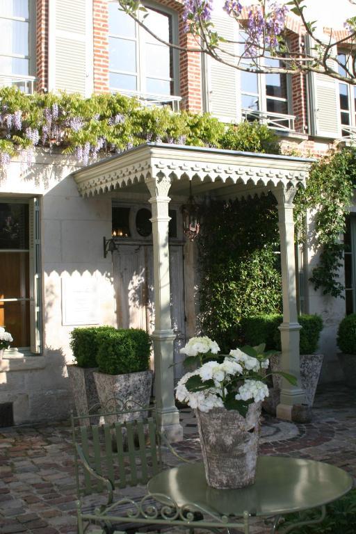 La Maison De Lucie Hotel 3*